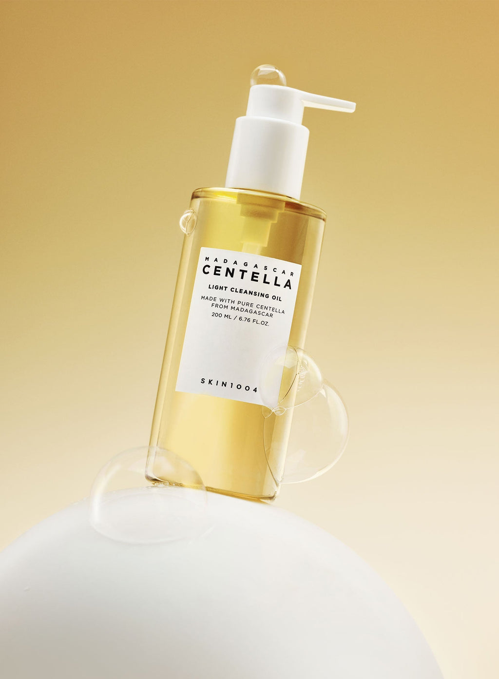 Madagascar Centella Light Cleansing Oil (200ml)