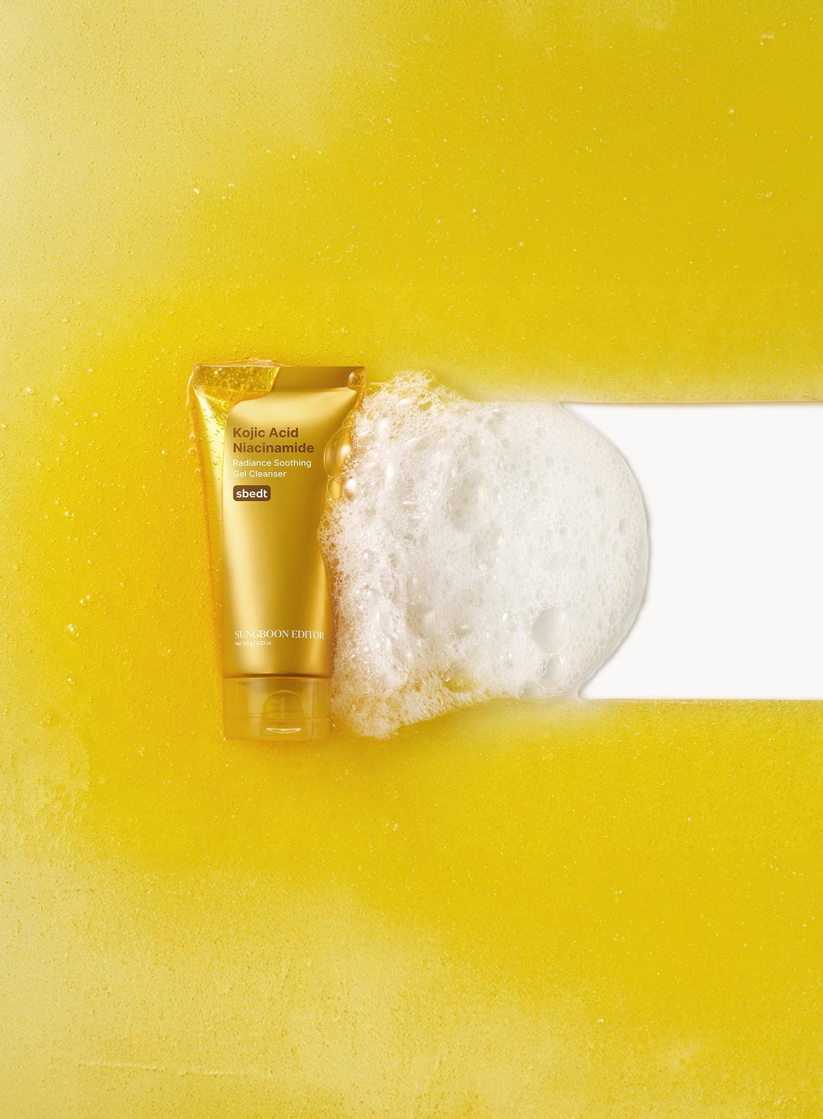 Kojic Acid Niacinamide Radiance Soothing Gel Cleanser (120g)